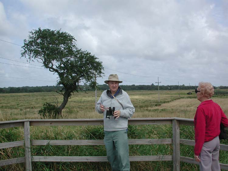 Mom and Dad at Dwyer Farm 7.jpg 64.1K